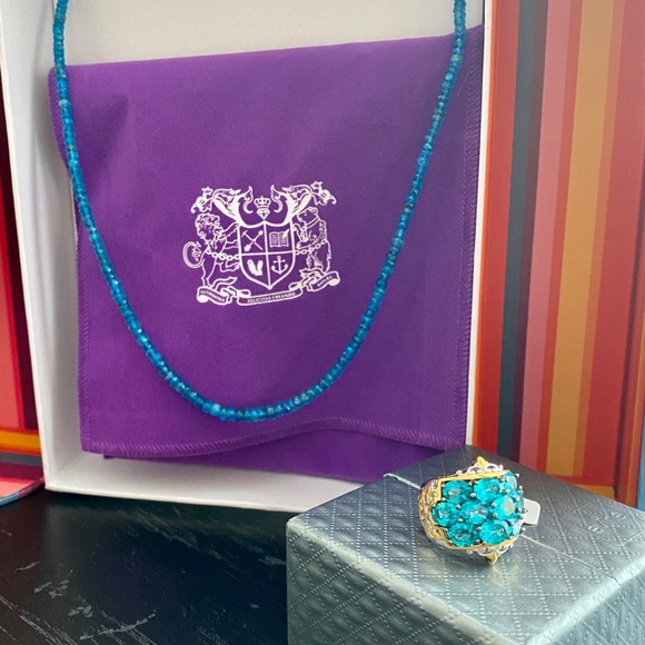 Gems En Vogue Ring Parabia Topaz Ring & Necklace - Picture 13 of 16